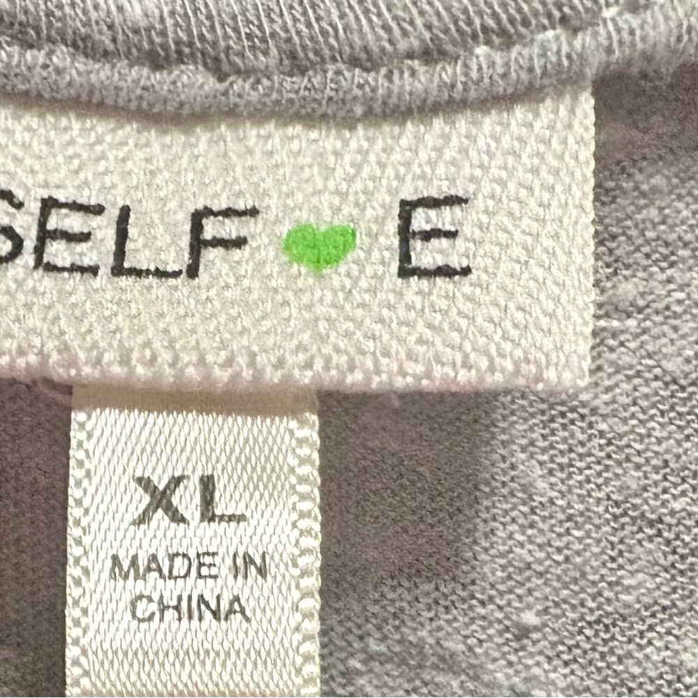 ELF Gray Tie-Front Short Sleeve Tee - Picture 5 of 5